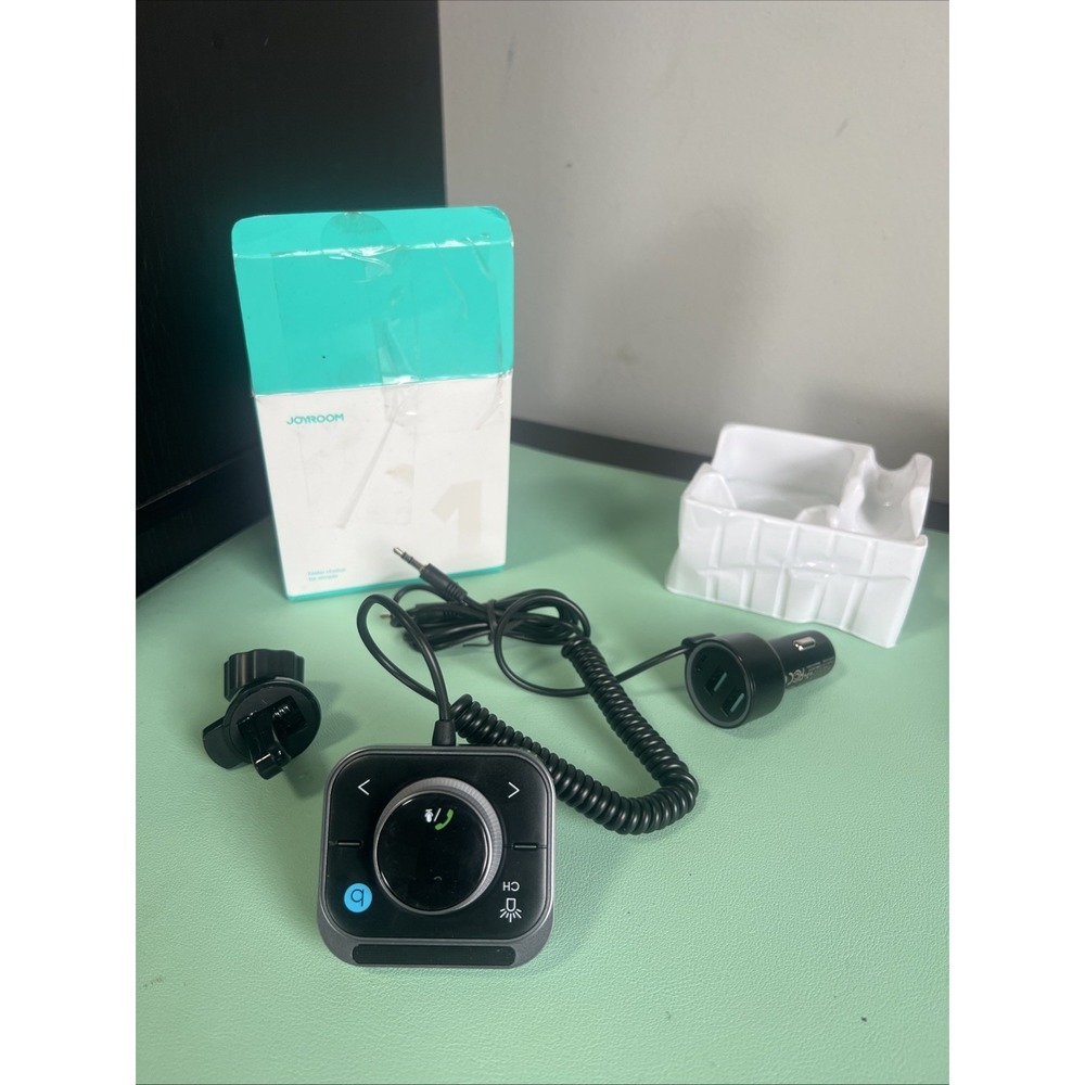 Wireless Bluetooth 5.3 FM / AUX Car Adapter Transmitter, JOYROOM JR-CL18